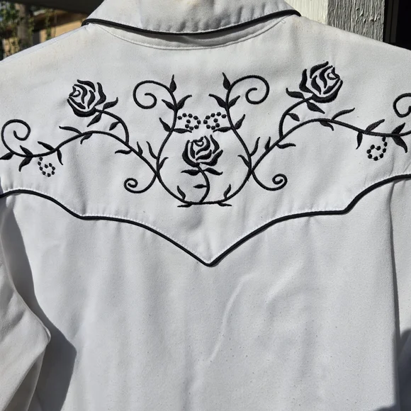 SCULLY WOMEN'S ROSE EMBROIDERED White/Black WESTERN SHIRT M - Picture 11 of 11